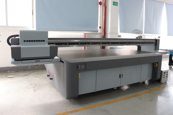 Maksymalna szerokość nośnika 2500 mm Drukarka dużego formatu z technologią piezoelektryczną Inkjet i oprogramowaniem do druku zdjęć